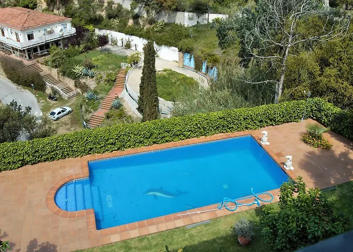 Villa 2pau - *